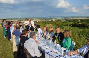 Tafeln im Weinviertel, © Weinviertel Tourismus