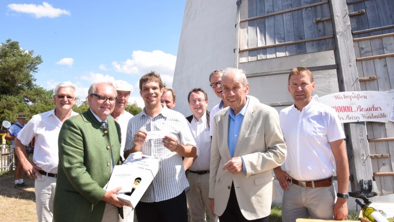 100.000 Besucher seit 2010 bei Retzer Windmühle